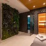 Hotel Neptuno Playa & 4*