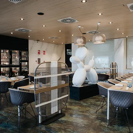 Hotel Neptuno Playa & 4*
