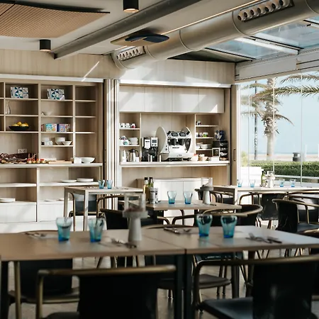 Neptuno Playa & Hotel Valenza