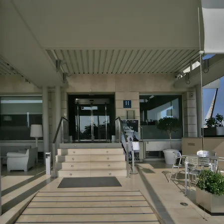 Neptuno Playa & 4*