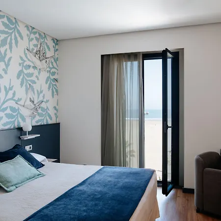 Neptuno Playa & 4* Valencia